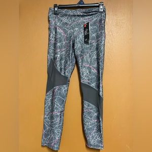 NEW Under Armour Compression Leggings